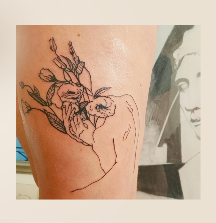 Feines, künstlerisches Tattoo im zarten Stil aus Leipzig