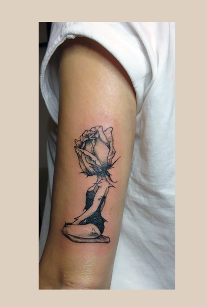 Feines, künstlerisches Tattoo im zarten Stil aus Leipzig